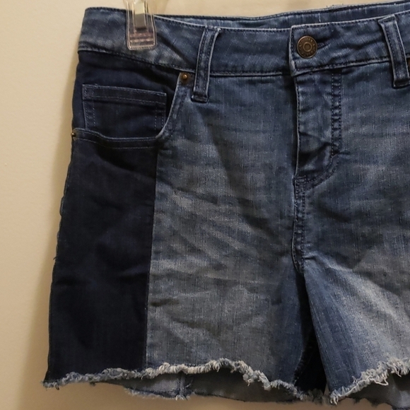 Cat & Jack Colorblock Cutoff Shorts - Picture 2 of 8